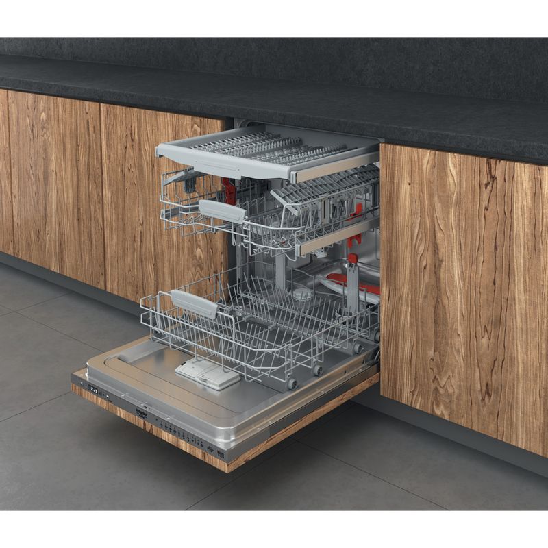 Купить Встраиваемая посудомоечная машина HOTPOINT-ARISTON HIO 3T141 W — Фото 5