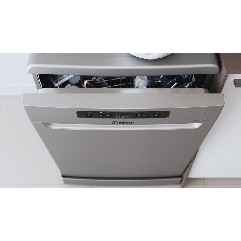 Купить Посудомоечная машина Indesit DFC 2B+16 S — Фото 6