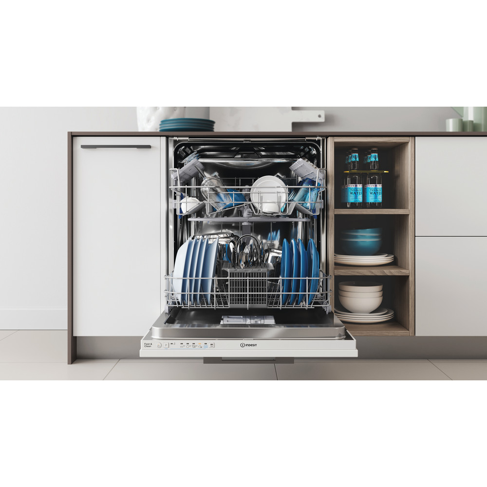 Купить Встраиваемая посудомоечная машина Indesit DIE 2B19 A — Фото 2