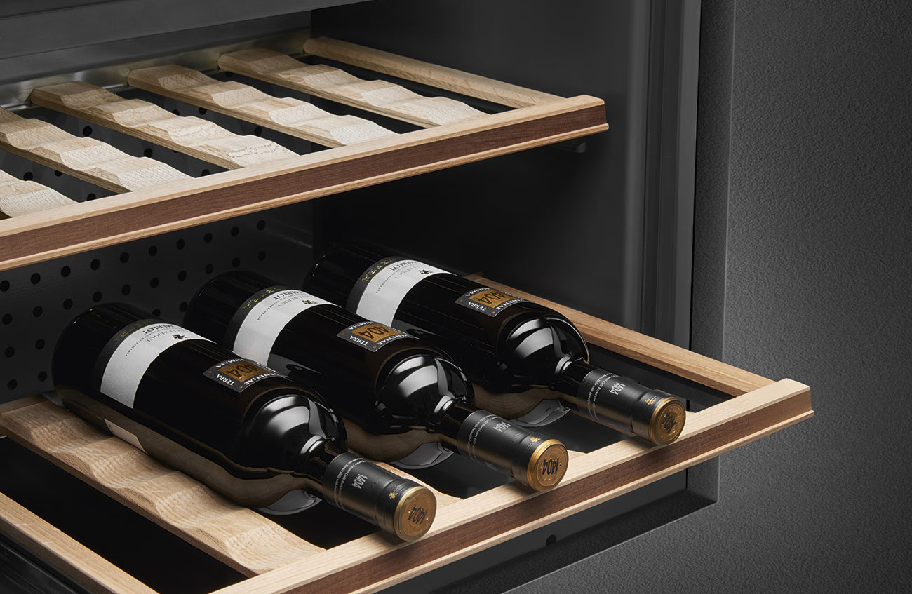 Купить Встраиваемый винный шкаф Smeg CVI621LWNR3 — Фото 3