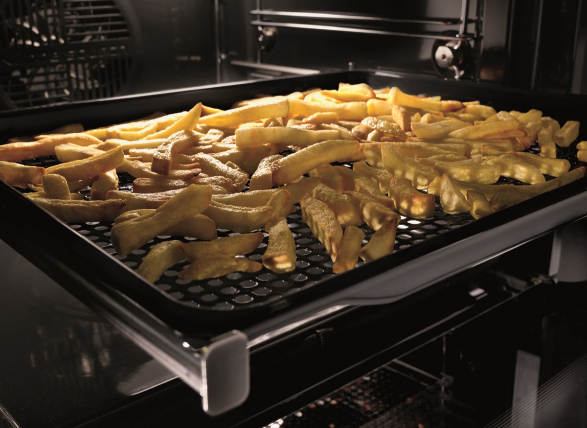 Купить Электрический духовой шкаф KUPPERSBUSCH B 6550.0 S9 — Фото 4