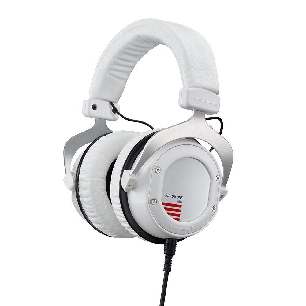 Наушники BEYERDYNAMIC CUSTOM ONE PRO PLUS, white																		 — описание, фото, цены в интернет-магазине PT Stores