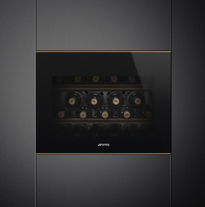 Купить Встраиваемый винный шкаф Smeg CVI621NR3 — Фото 7