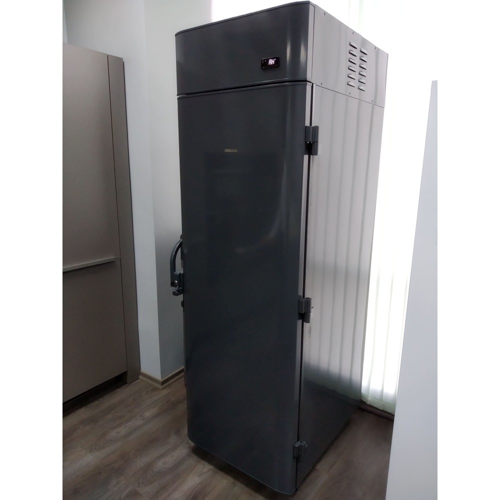 Купить Холодильник GRAUDE PK 70.0 для хранения шуб — Фото 4