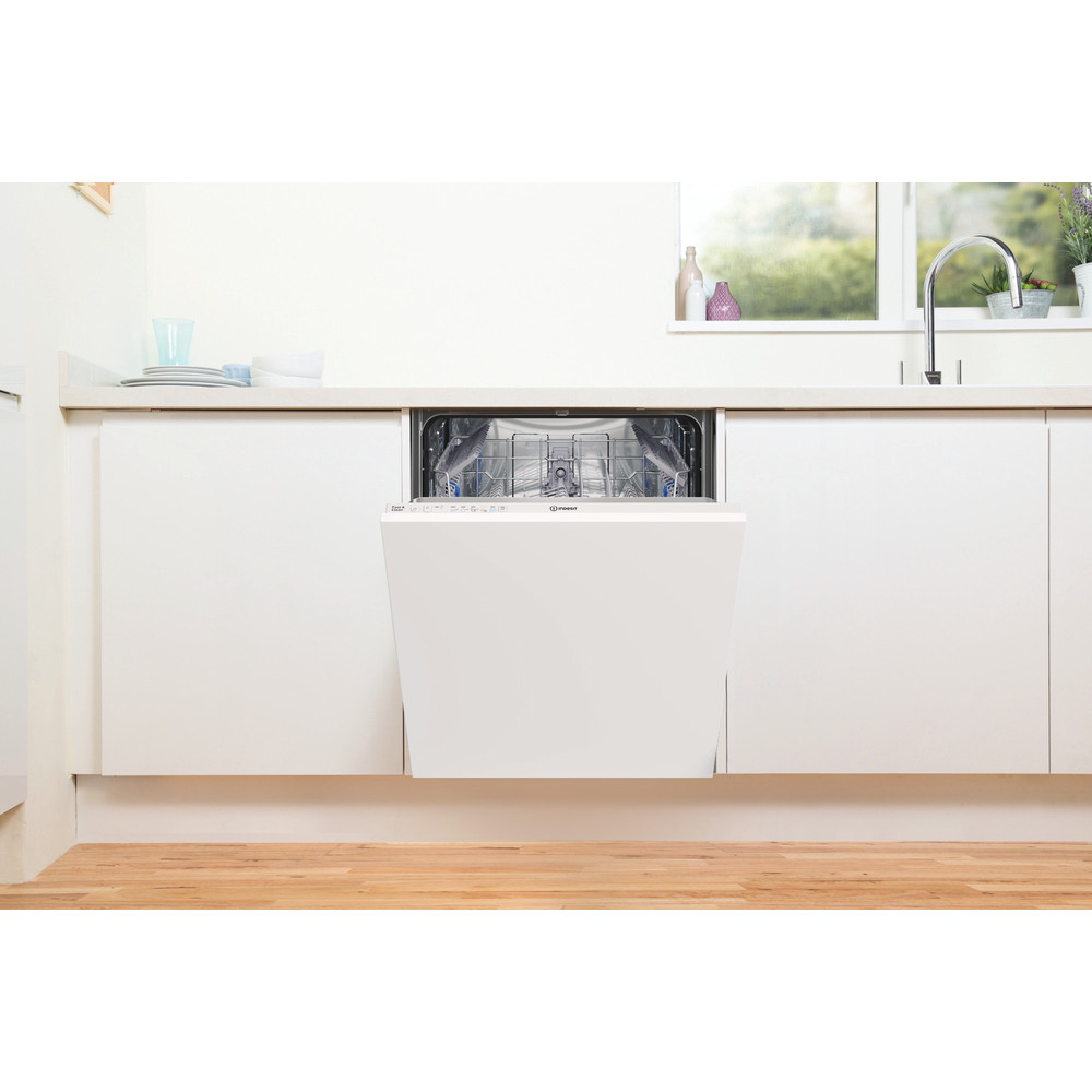 Купить Встраиваемая посудомоечная машина Indesit DIE 2B19 A — Фото 5