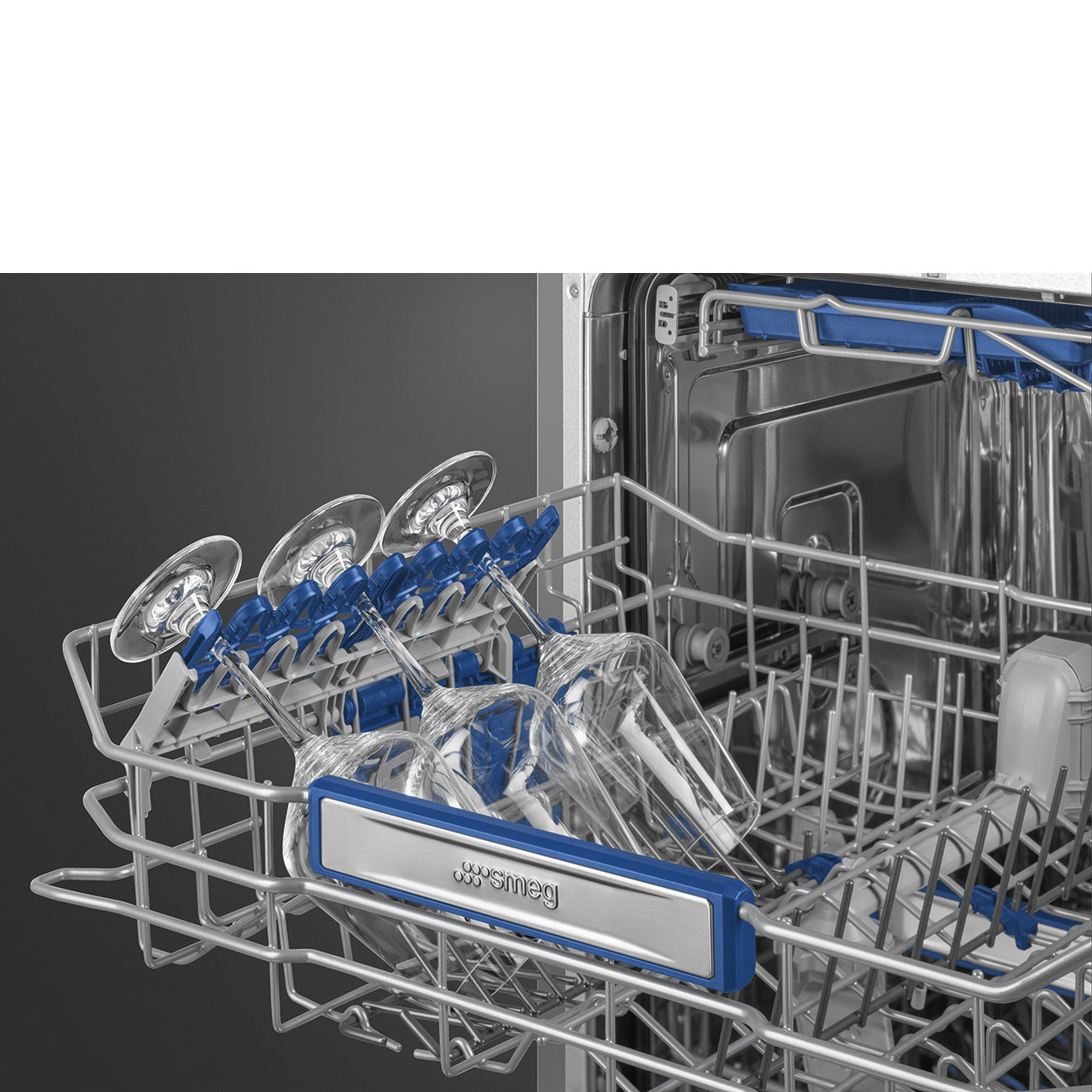 Купить Встраиваемая посудомоечная машина Smeg STL67339L — Фото 10
