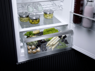 Купить Встраиваемый холодильник Miele K7733E — Фото 3