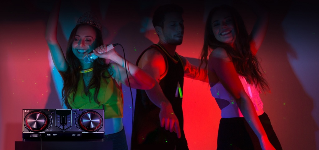 M01_Karaoke-Star_CJ44_D_01.jpg M01_Karaoke-Star_CJ44_D_01.jpg